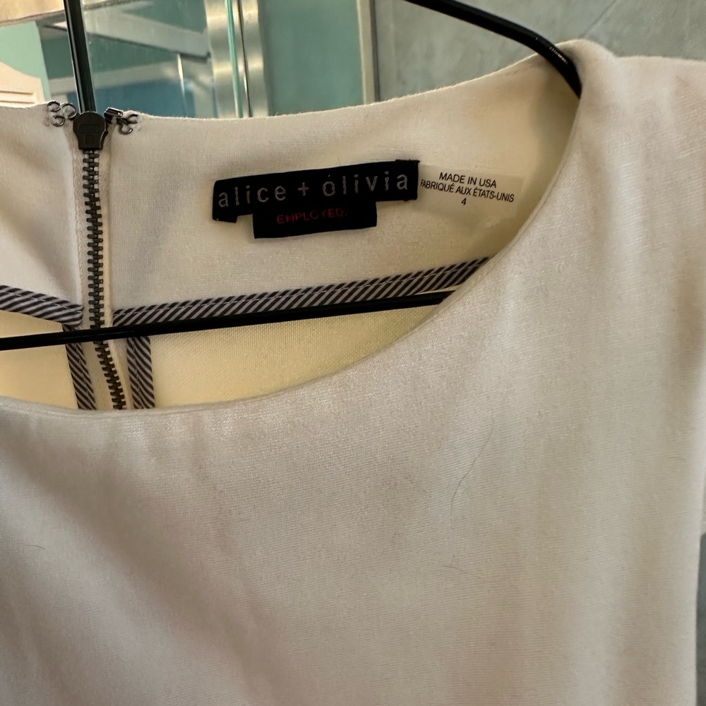 Alice and Olivia Dress Size 4 (new, no tags)